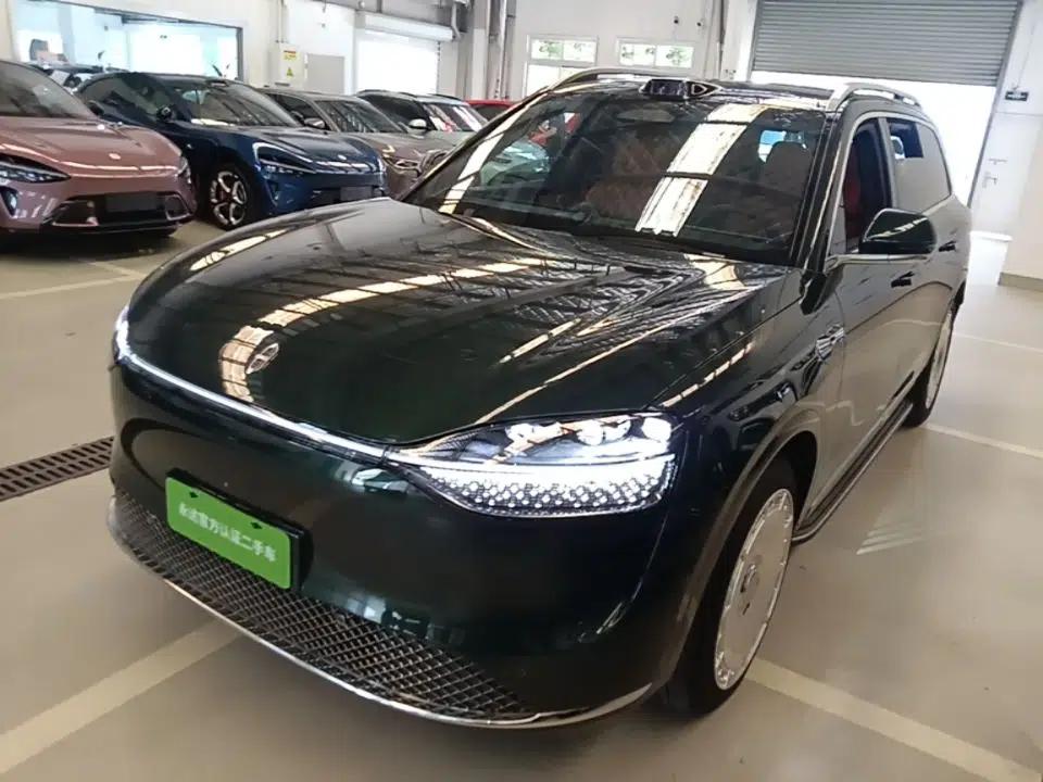Hima AITO M9 2024 All-Electric Max Version 100 kWh 6-Seater — миниатюра 1