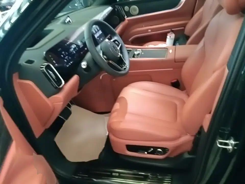 Hima AITO M9 2024 All-Electric Max Version 100 kWh 6-Seater — миниатюра 17