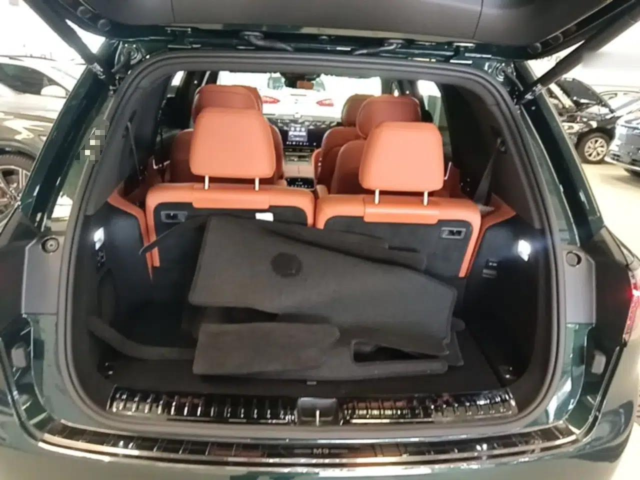Hima AITO M9 2024 All-Electric Max Version 100 kWh 6-Seater — миниатюра 22