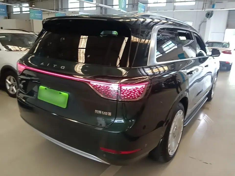 Hima AITO M9 2024 All-Electric Max Version 100 kWh 6-Seater — миниатюра 6