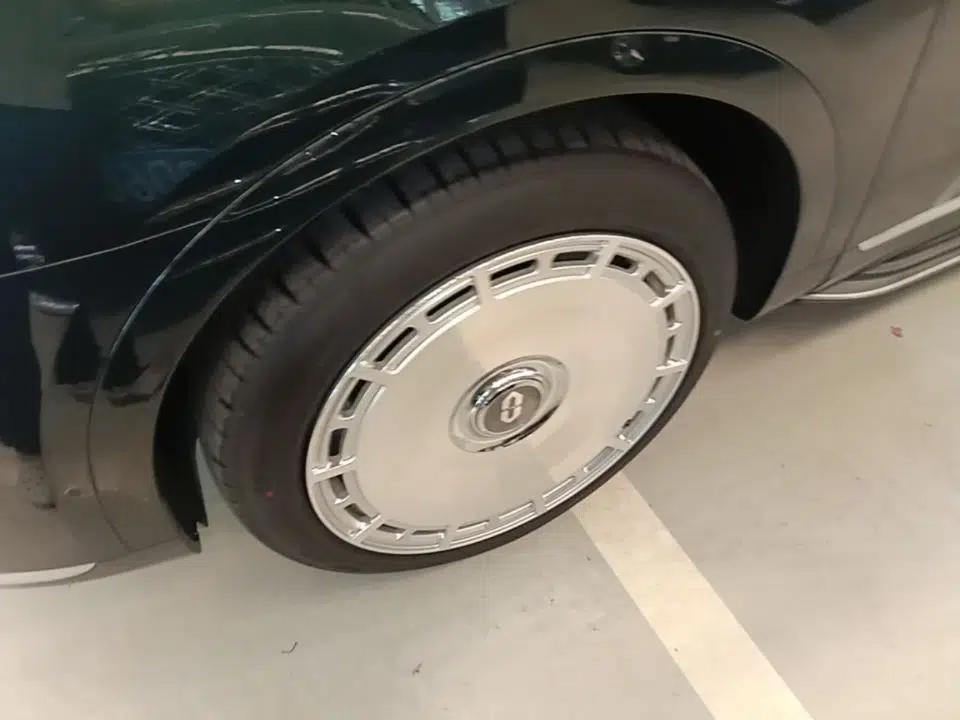 Hima AITO M9 2024 All-Electric Max Version 100 kWh 6-Seater — миниатюра 10