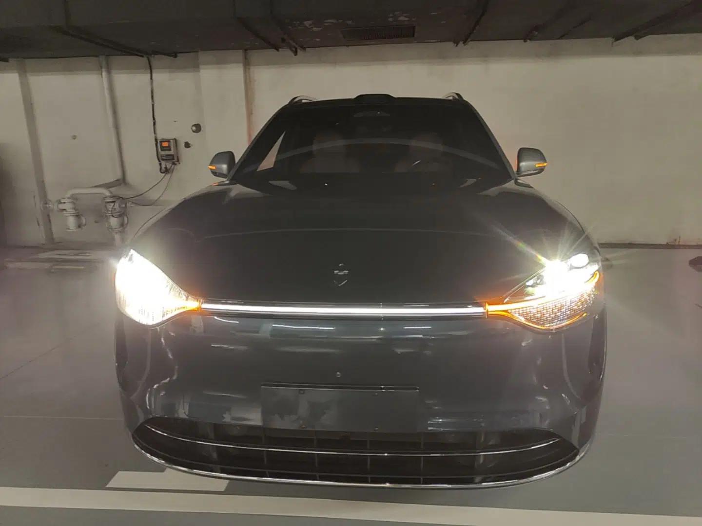 Hima AITO M9 2024 Range-Extended Ultra Version 42 kWh 6-Seater Model — миниатюра 2