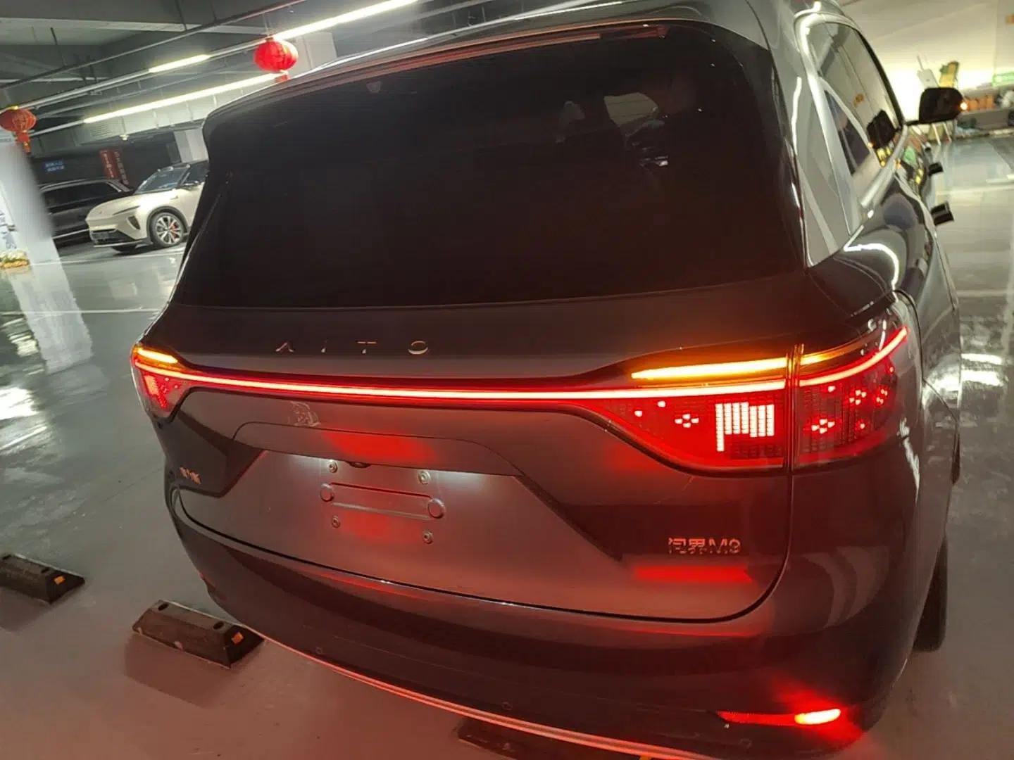 Hima AITO M9 2024 Range-Extended Ultra Version 42 kWh 6-Seater Model — миниатюра 5