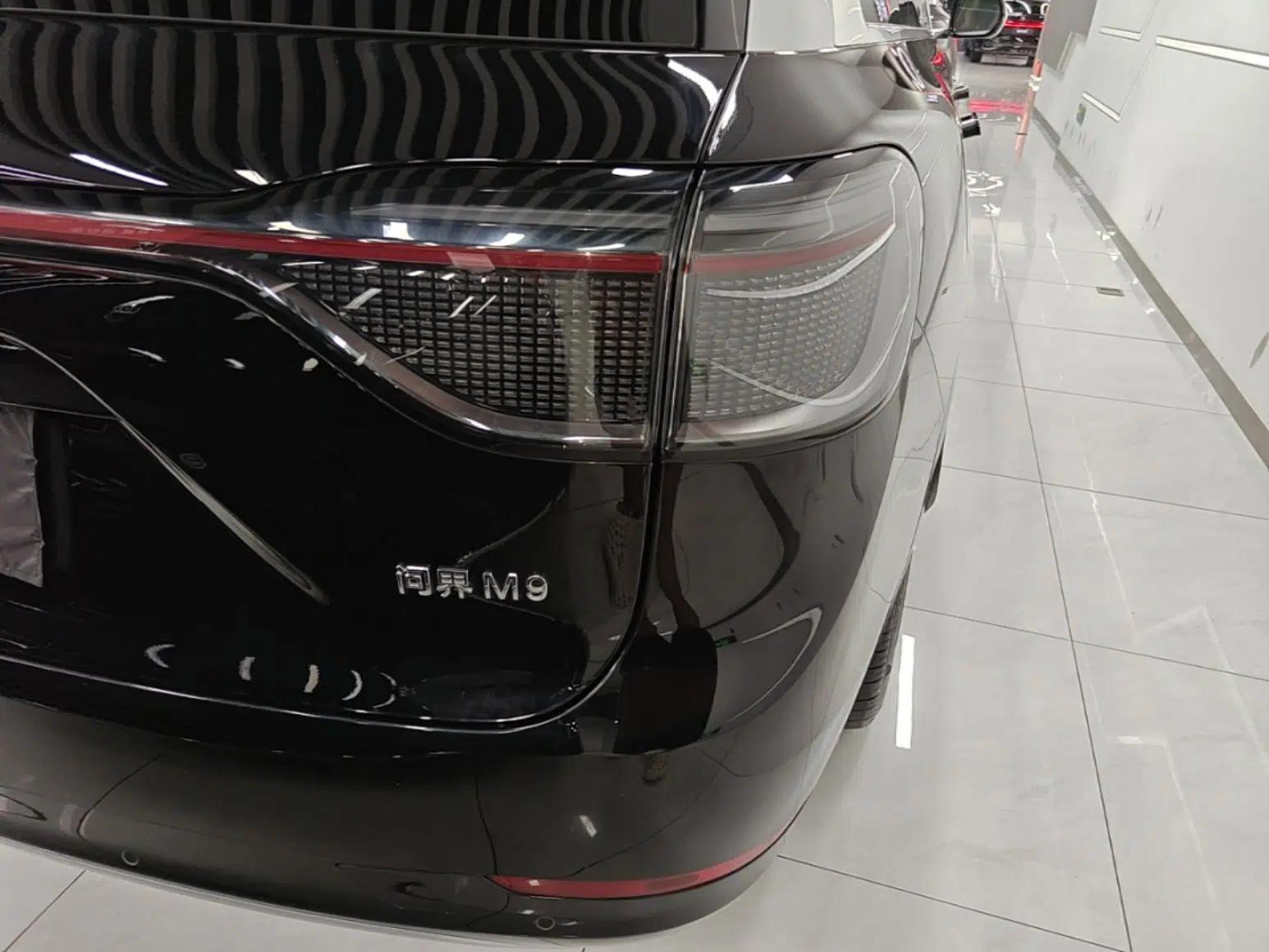 Hima AITO M9 2025 Extended-Range Ultra Version 52 kWh 6-Seater — миниатюра 14