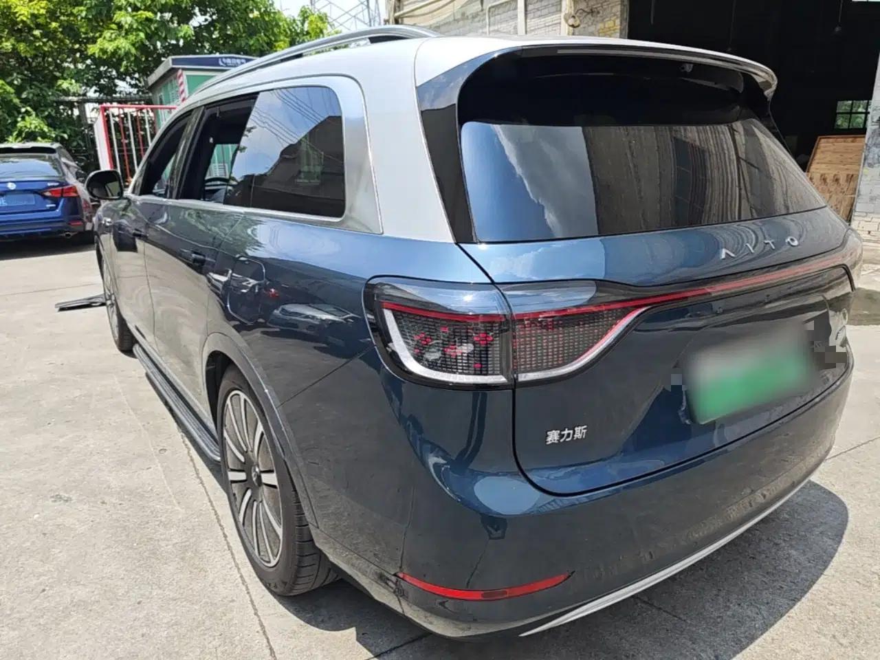 Hima AITO M9 2024 Range-Extended Ultra Version 42 kWh 6-Seater Model — миниатюра 4