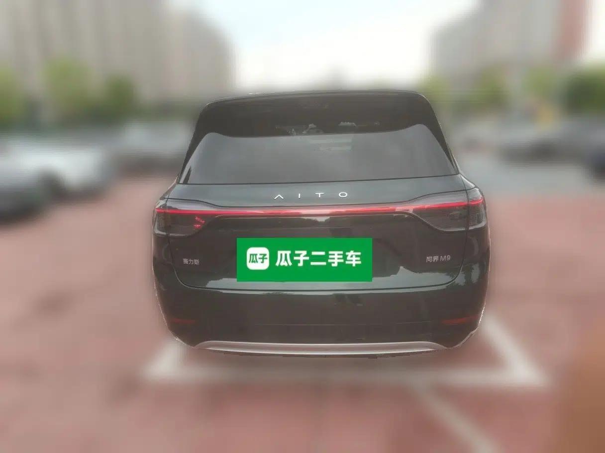Hima AITO M9 2025 Extended-Range Ultra Version 52 kWh 6-Seater — миниатюра 5