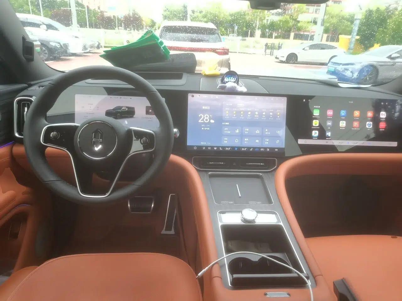 Hima AITO M9 2025 Extended-Range Ultra Version 52 kWh 6-Seater — миниатюра 9