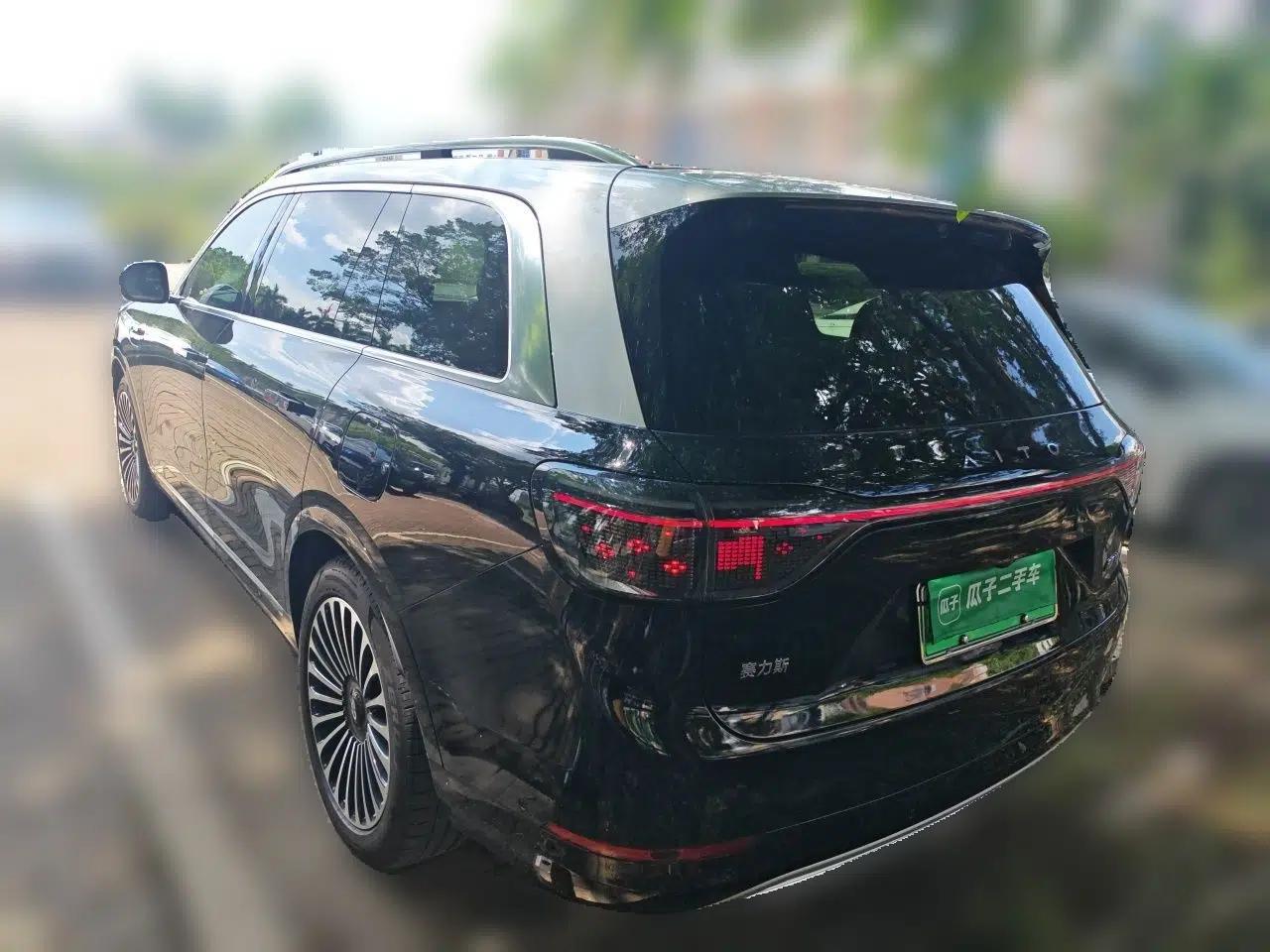 Hima AITO M9 2024 Range-Extended Ultra Version 42 kWh 6-Seater Model — миниатюра 4