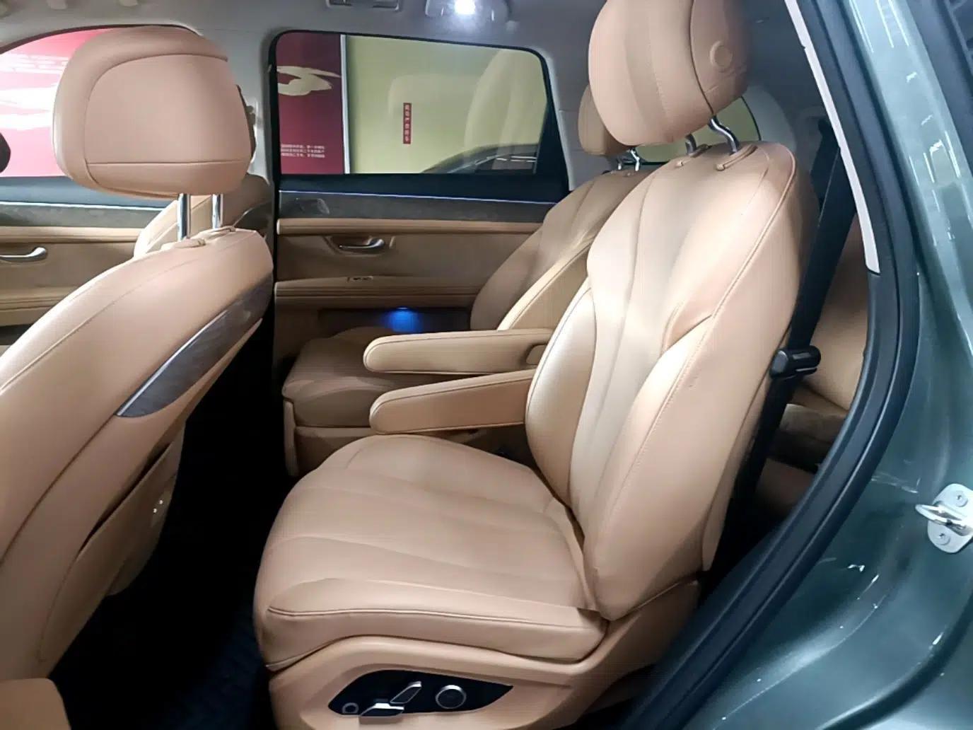 Hima AITO M7 2022 1.5T Rear-Drive Comfort Edition — миниатюра 20