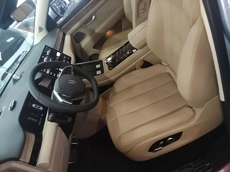 Hima AITO M7 2022 1.5T Four-Wheel Drive Luxury Edition — миниатюра 17