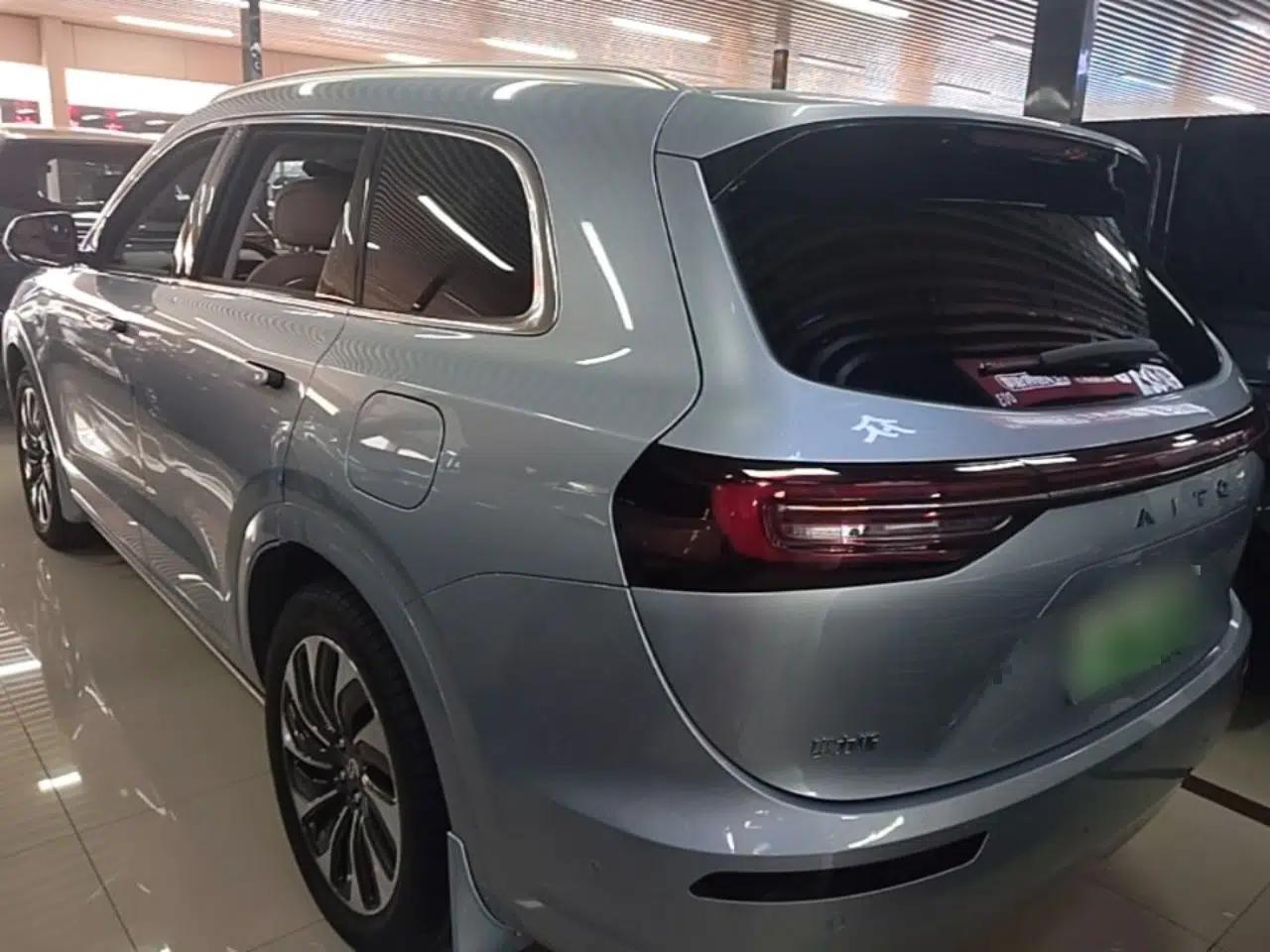 Hima AITO M7 2022 1.5T Four-Wheel Drive Luxury Edition — миниатюра 4