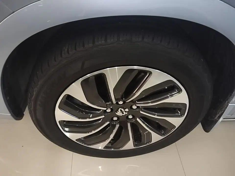 Hima AITO M7 2022 1.5T Four-Wheel Drive Luxury Edition — миниатюра 10