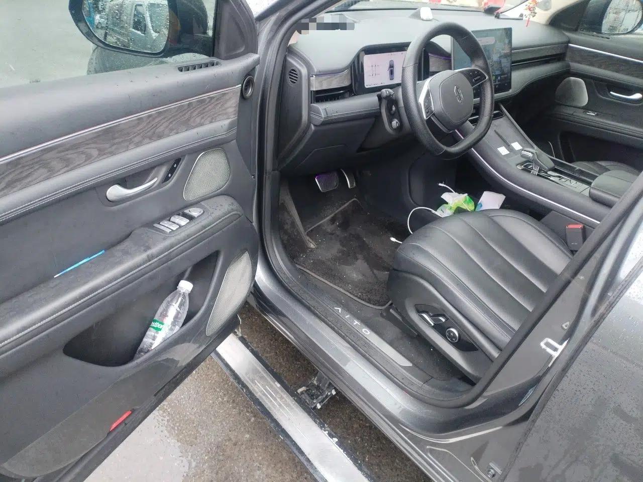 Hima AITO M7 2022 1.5T Rear-Drive Comfort Edition — миниатюра 16