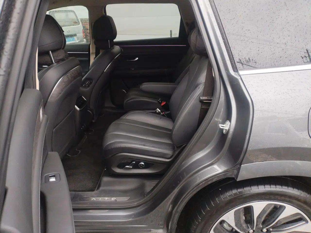 Hima AITO M7 2022 1.5T Rear-Drive Comfort Edition — миниатюра 17