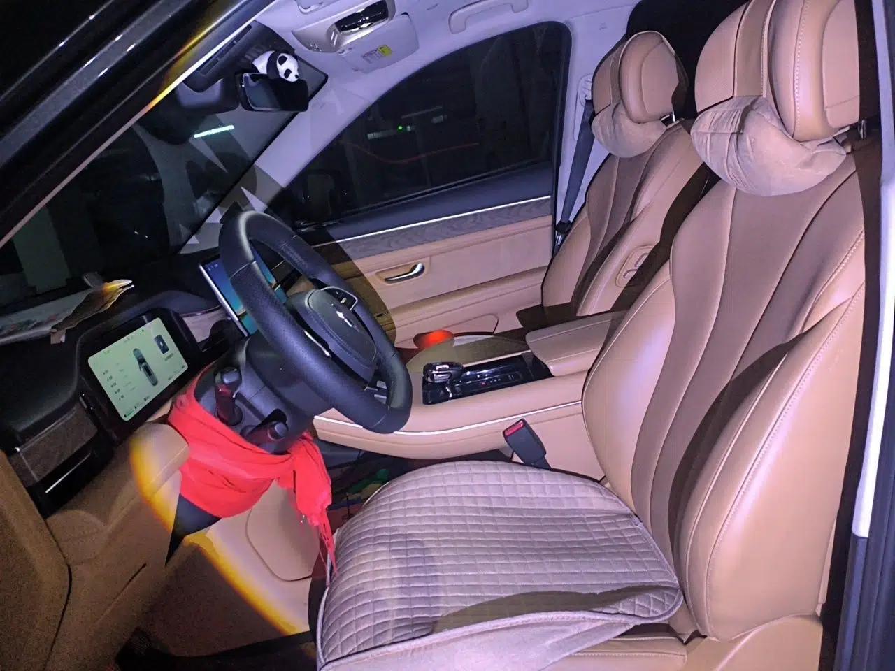 Hima AITO M7 2022 1.5T Rear-Drive Comfort Edition — миниатюра 15