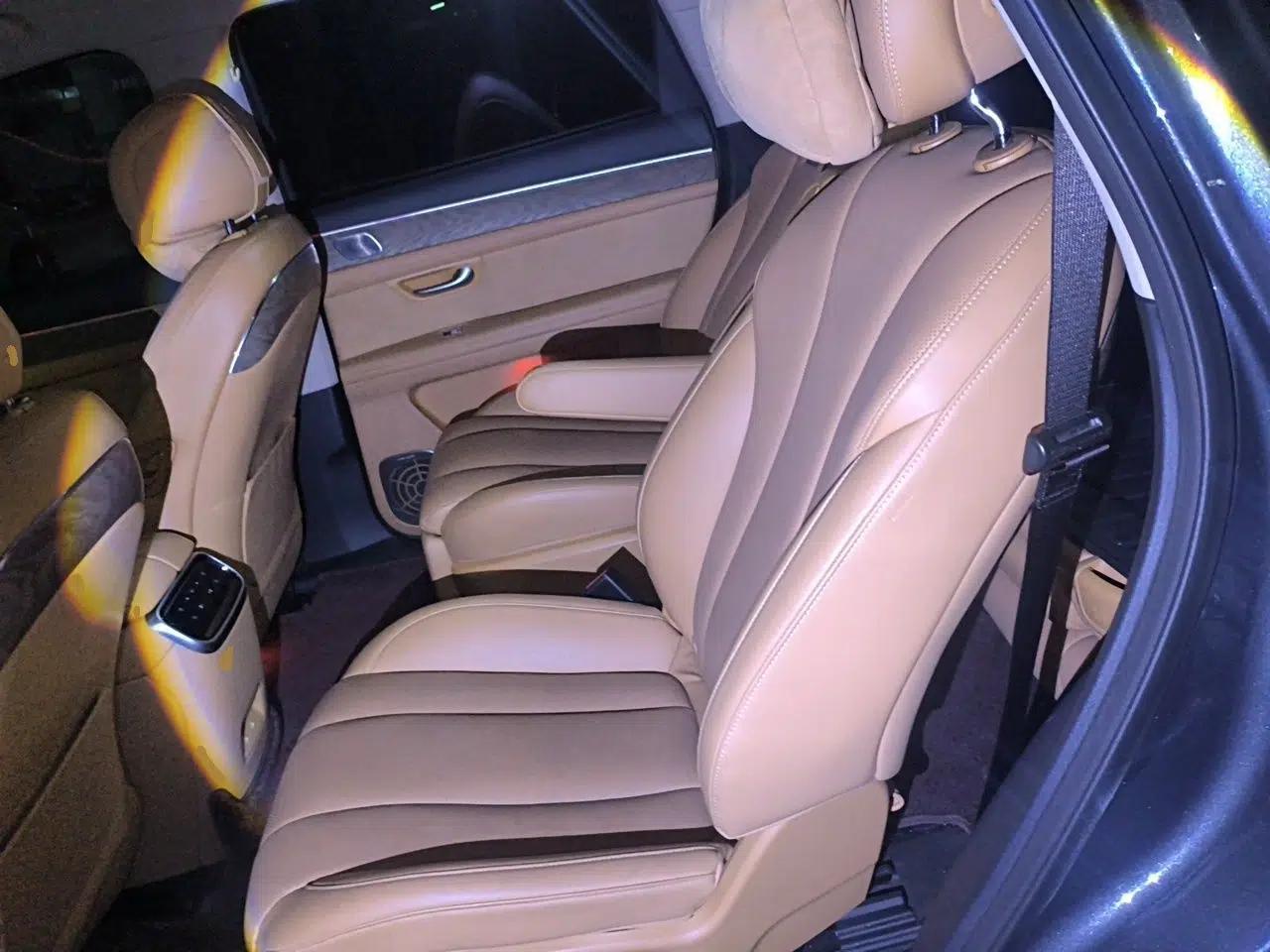 Hima AITO M7 2022 1.5T Rear-Drive Comfort Edition — миниатюра 17