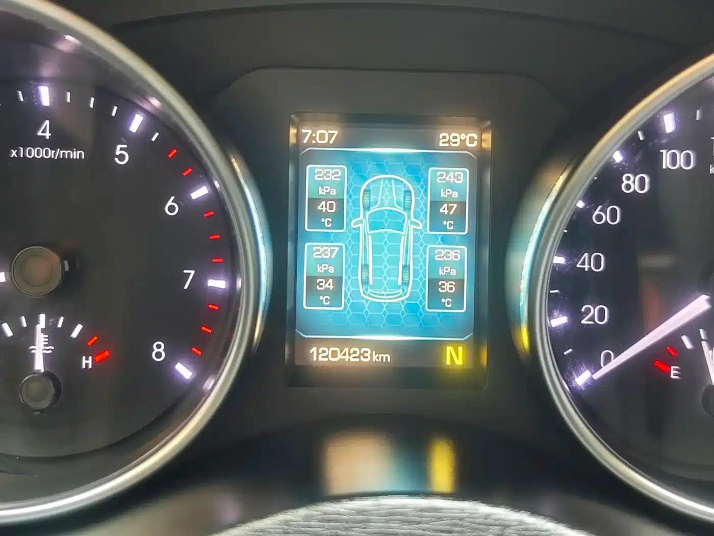 Haval H6 Coupe 2016 Blue Label 1.5T Automatic 2WD Urban Edition — миниатюра 14