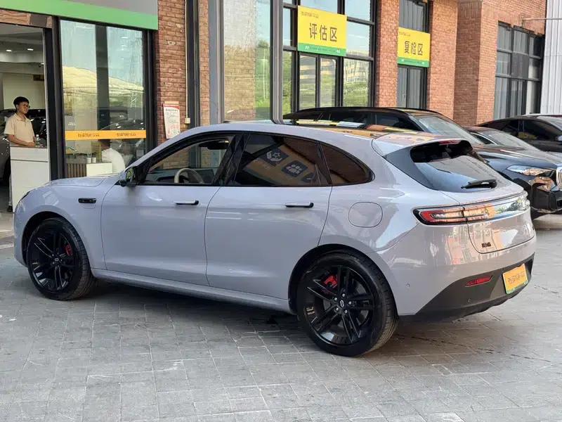 Wenjie M5 2024 Range Extended Max RS 4WD High-End Intelligent Driving Edition — миниатюра 4
