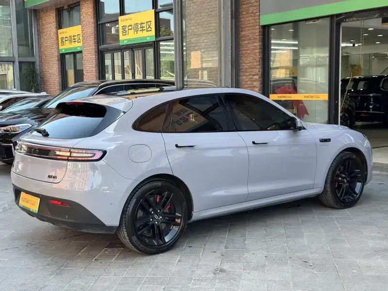 Wenjie M5 2024 Range Extended Max RS 4WD High-End Intelligent Driving Edition — миниатюра 6