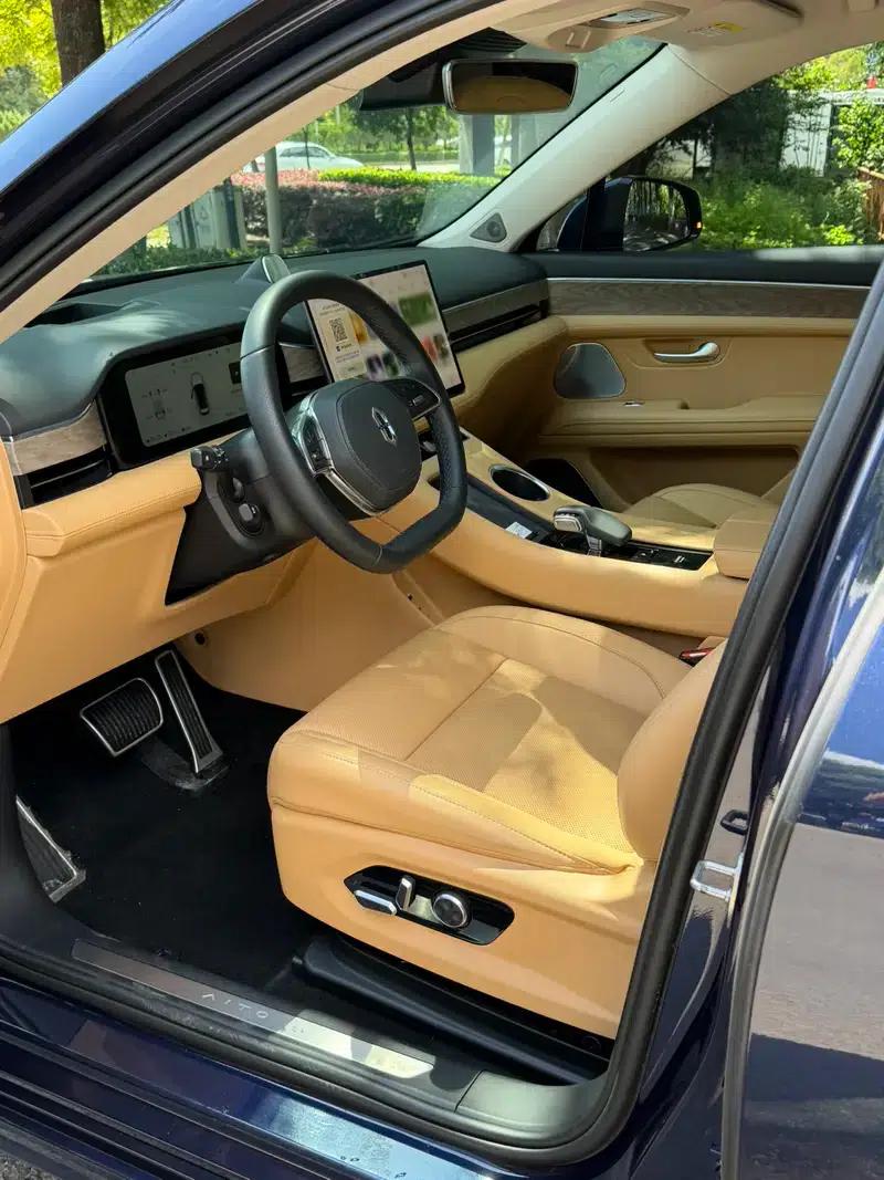 Wenjie M5 2022 Extended Range Rear-Wheel Drive Standard Edition — миниатюра 15