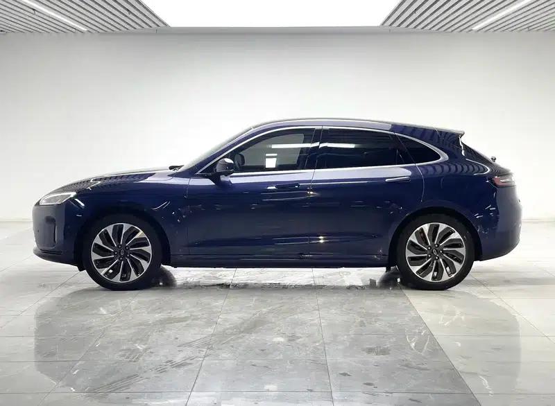 Wenjie M5 2022 Extended Range 4WD Flagship Edition — миниатюра 4