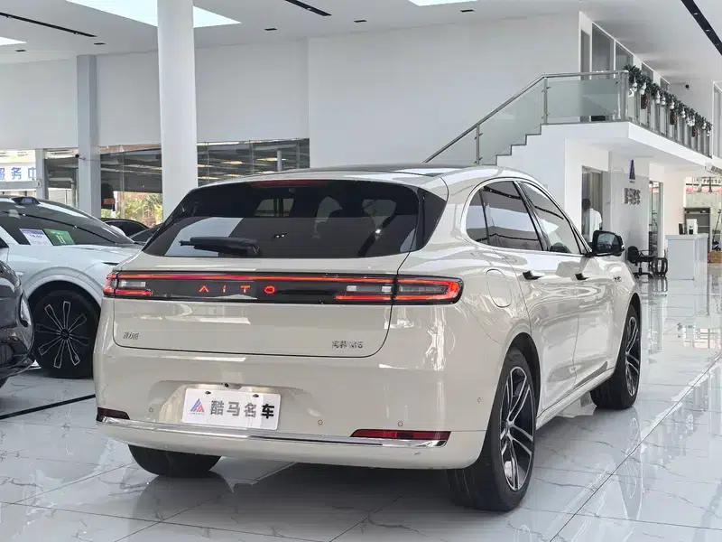 Wenjie M5 2025 Extended Range Ultra 4WD Version — миниатюра 6