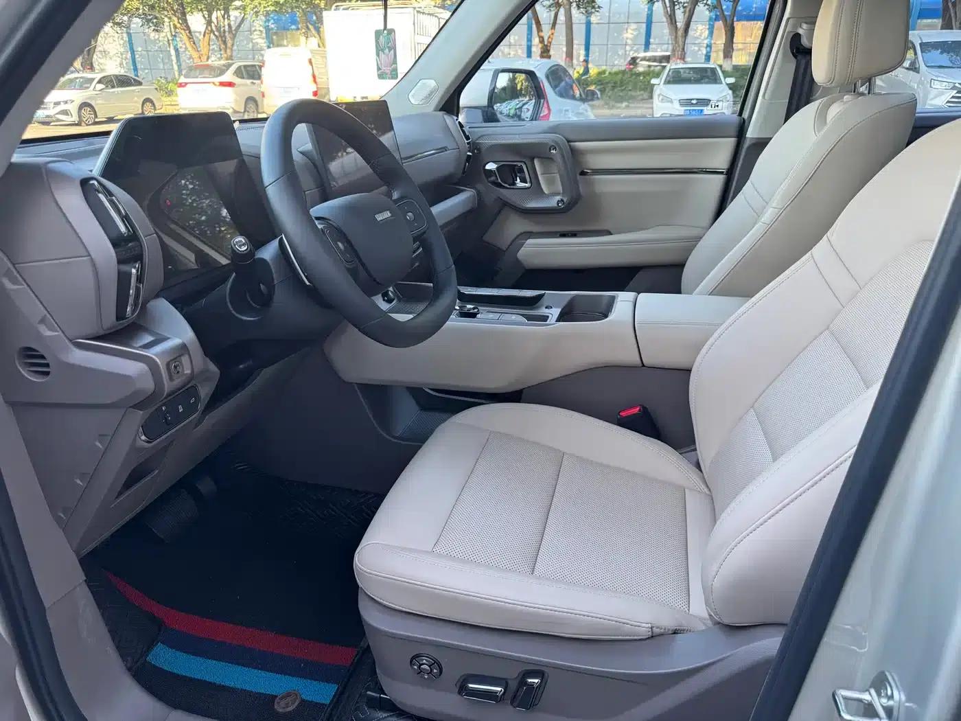 Haval Big Dog PLUS 2023 2.0T 4WD Trendy Wild Plus — миниатюра 4