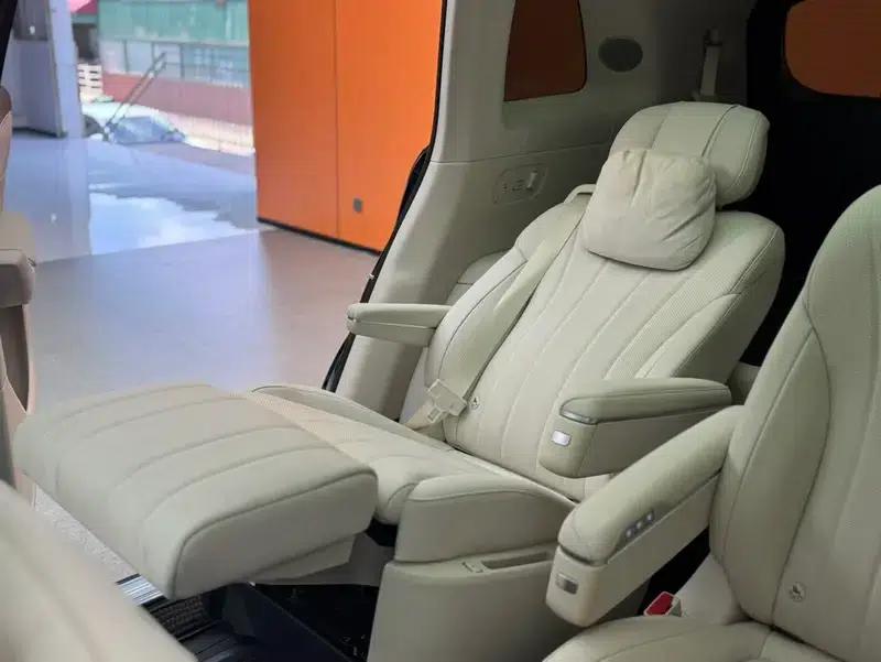 Wenjie M8 2025 Pure Electric Max+ Six-Seat Long Range Version (192-line LiDAR) — миниатюра 7