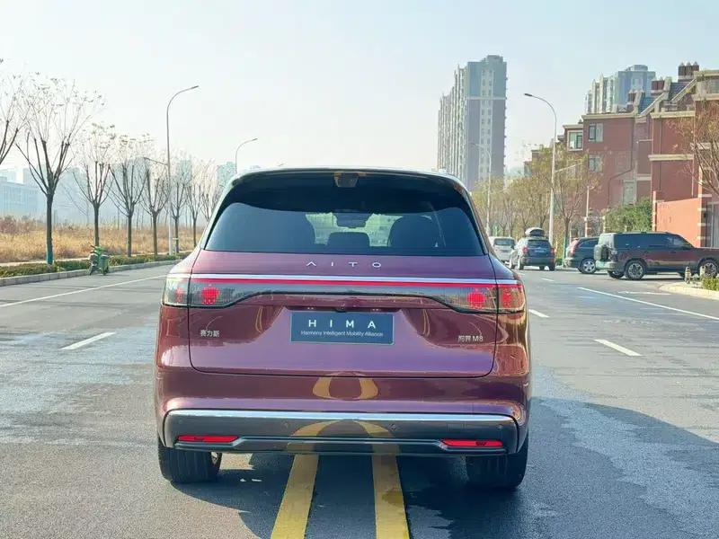 Wenjie M8 2025 Extended Range Ultra 5-Seat 4WD (192-line LiDAR) — миниатюра 5