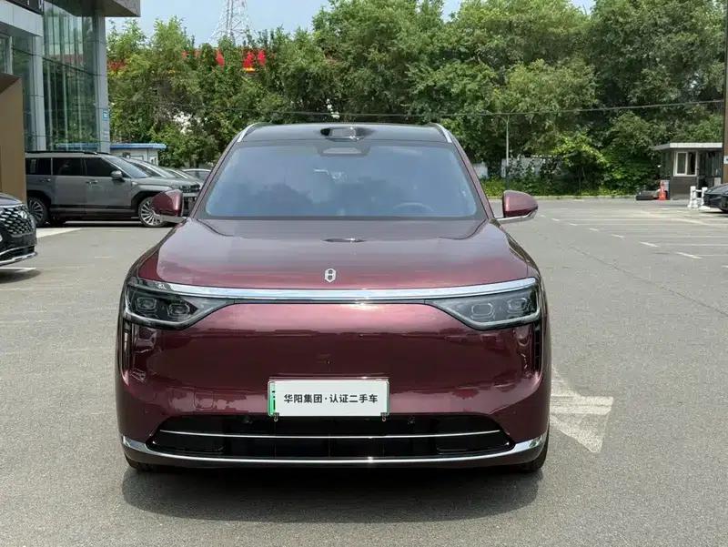 Wenjie M8 2025 Extended Range Ultra 5-Seat 4WD (192-line LiDAR) — миниатюра 2
