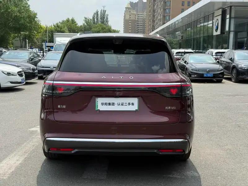 Wenjie M8 2025 Extended Range Ultra 5-Seat 4WD (192-line LiDAR) — миниатюра 5