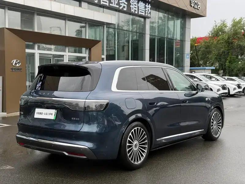 Wenjie M8 2025 Extended Range Ultra 5-Seat 4WD (192-line LiDAR) — миниатюра 6