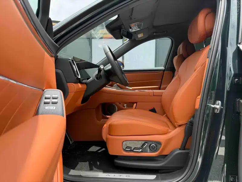 Wenjie M8 2025 Extended Range Ultra 6-Seat 4WD (192-line LiDAR) — миниатюра 12