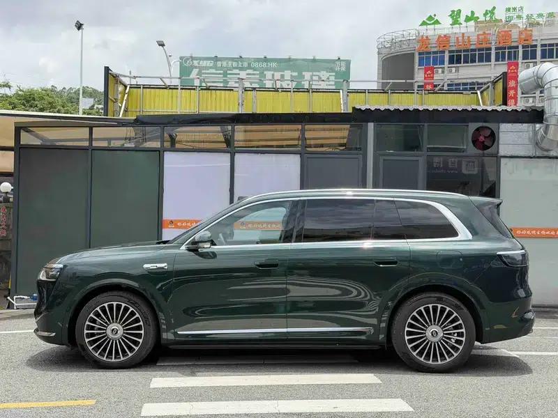 Wenjie M8 2025 Extended Range Ultra 6-Seat 4WD (192-line LiDAR) — миниатюра 3