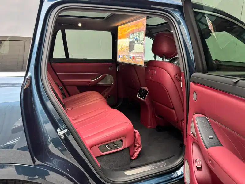 Wenjie M8 2025 Extended Range Ultra 5-Seat 4WD (192-line LiDAR) — миниатюра 16