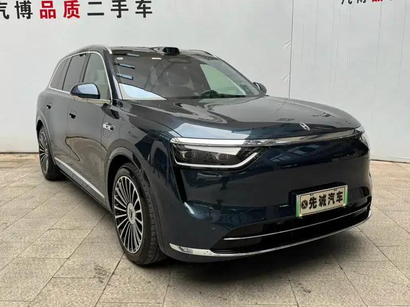 Wenjie M8 2025 Extended Range Ultra 5-Seat 4WD (192-line LiDAR) — миниатюра 3