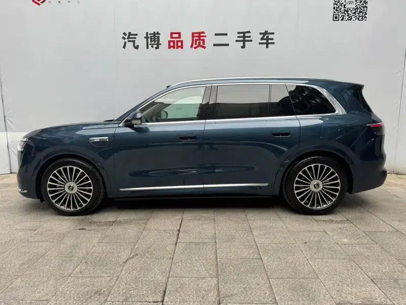 Wenjie M8 2025 Extended Range Ultra 5-Seat 4WD (192-line LiDAR) — миниатюра 4
