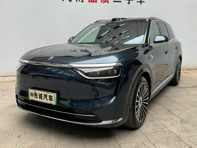 Wenjie M8 2025 Extended Range Ultra 5-Seat 4WD (192-line LiDAR)