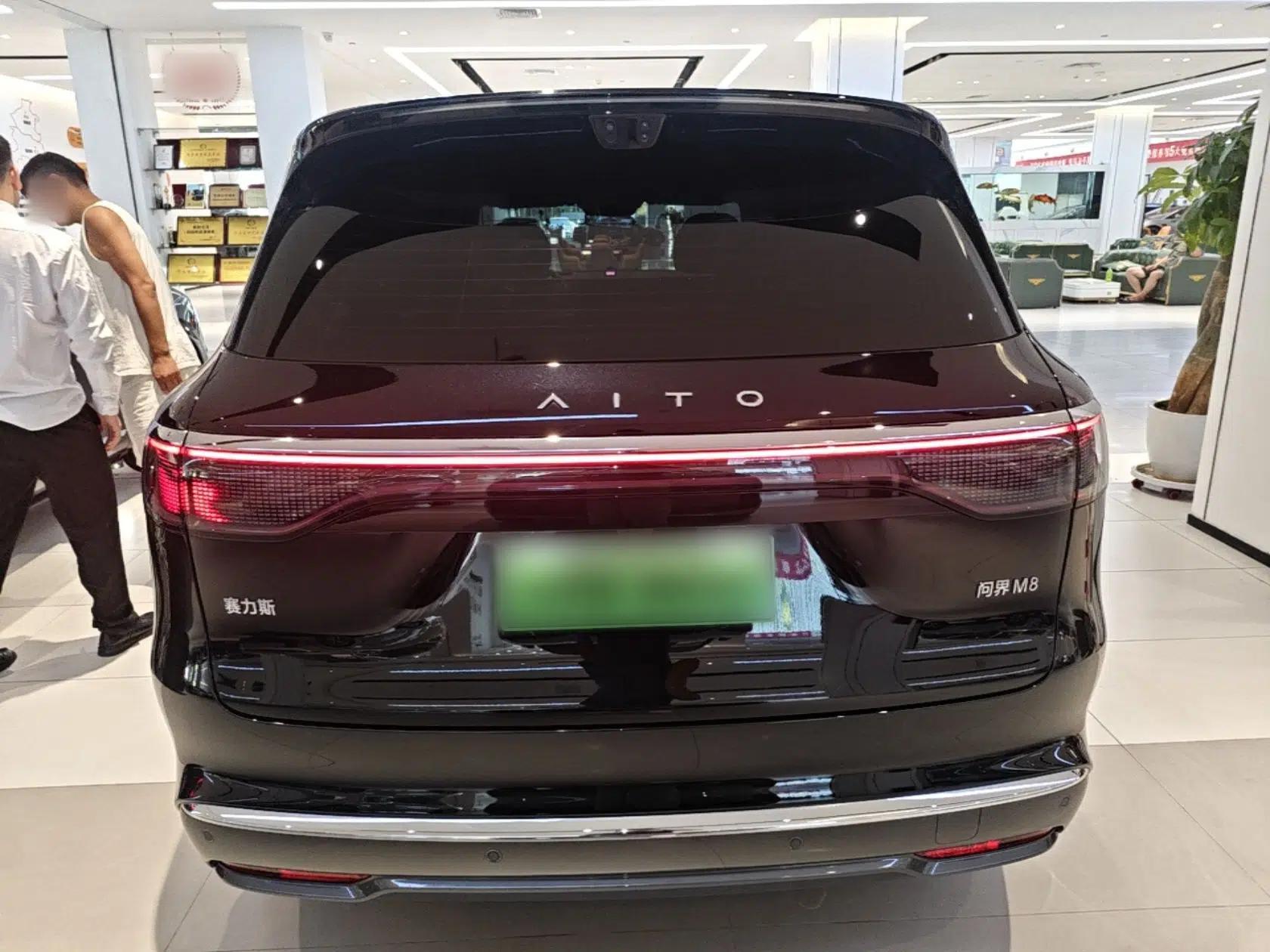 Hima AITO M8 2025 Extended-Range Max+ Version 53.4 kWh 5-Seater Edition — миниатюра 5
