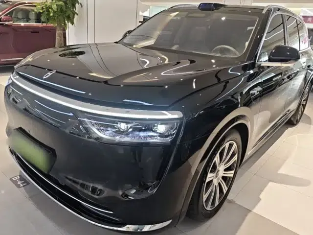 Hima AITO M8 2025 Extended-Range Max+ Version 53.4 kWh 5-Seater Edition
