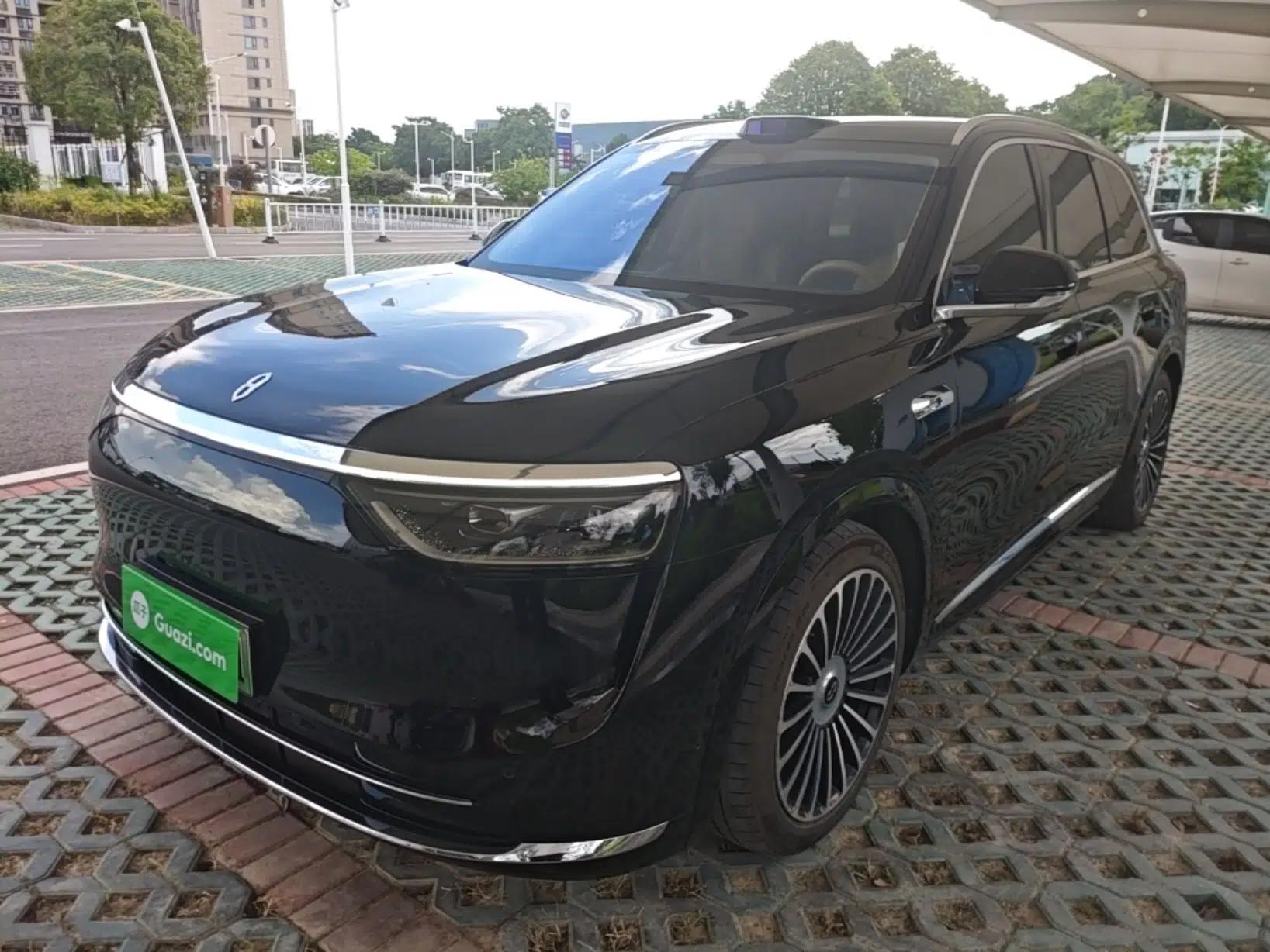 Hima AITO M8 2025 Extended-Range Ultra Version 53.4 kWh 6-Seater Edition — миниатюра 1