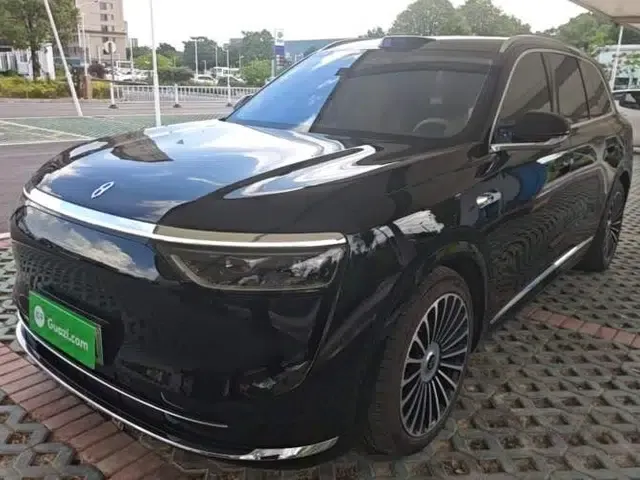 Hima AITO M8 2025 Extended-Range Ultra Version 53.4 kWh 6-Seater Edition