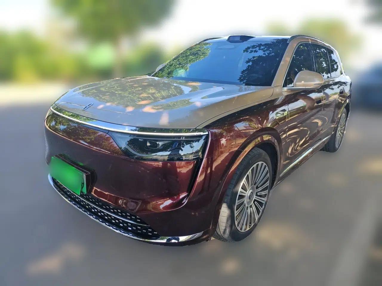 Hima AITO M8 2025 Extended-Range Ultra Version 53.4 kWh 6-Seater Edition — миниатюра 1