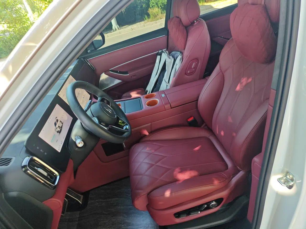 Hima AITO M8 2025 Extended-Range Ultra Version 53.4 kWh 6-Seater Edition — миниатюра 15