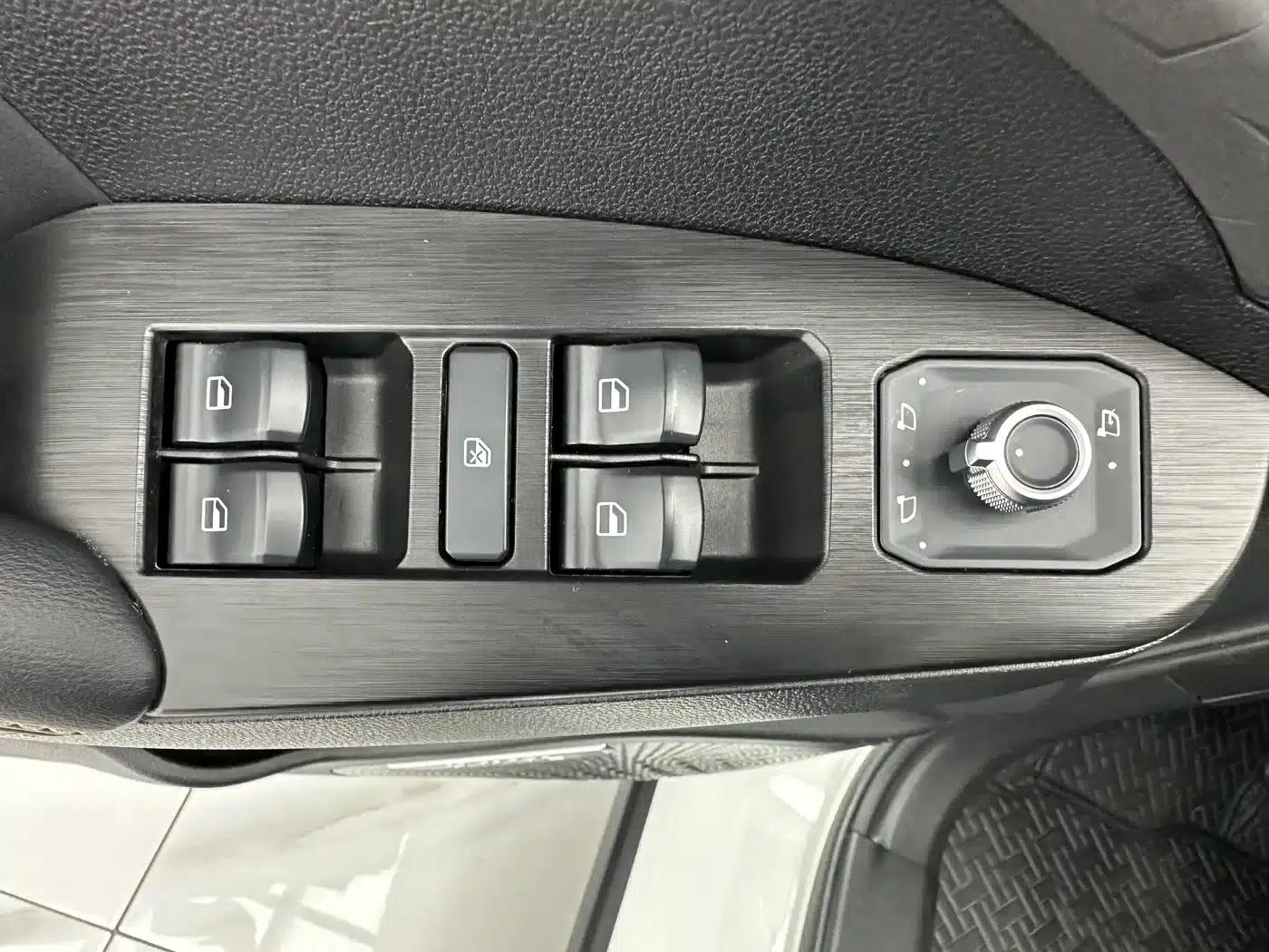 Haval Chitu 2022 Enjoy Edition 1.5T Bronze Rabbit — миниатюра 12