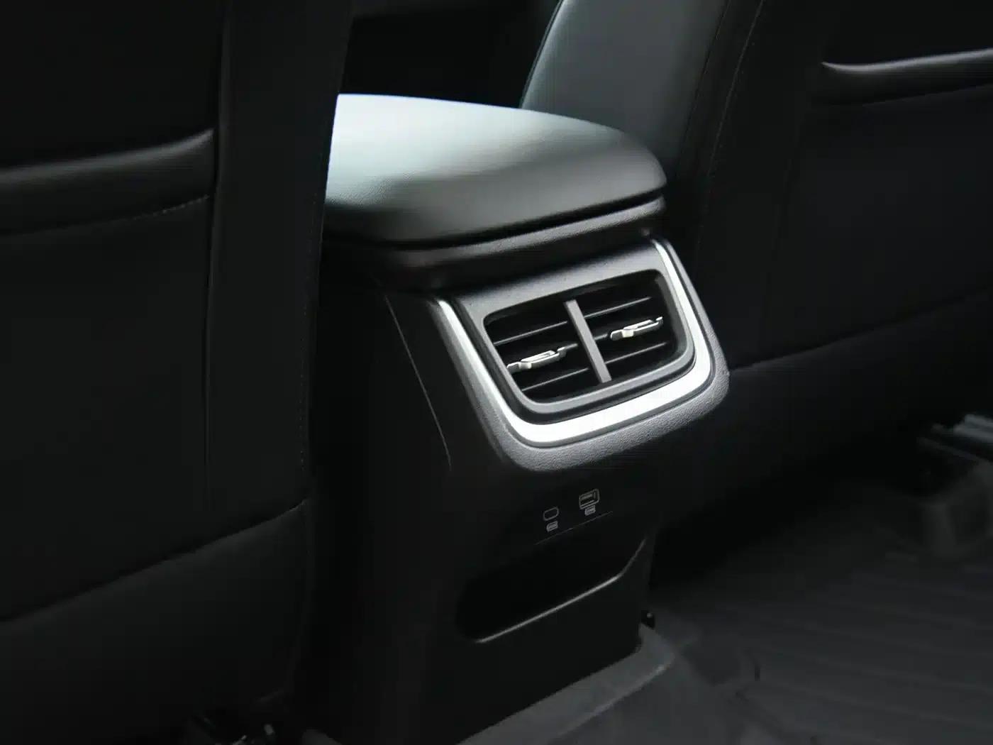 Haval Xiaolong MAX 2023 1.5L Hi4 105 4WD Intelligent Flagship Edition — миниатюра 15