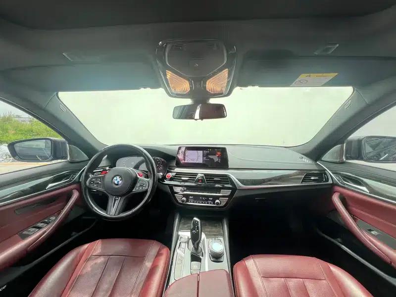 2020 BMW 5 Series 530Li Luxury M Sport Package — миниатюра 11