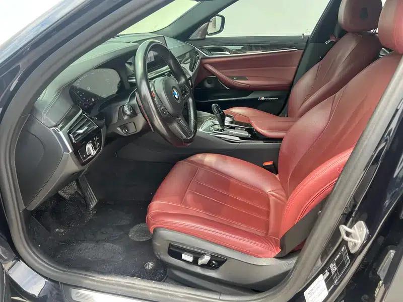 2020 BMW 5 Series 530Li Luxury M Sport Package — миниатюра 15