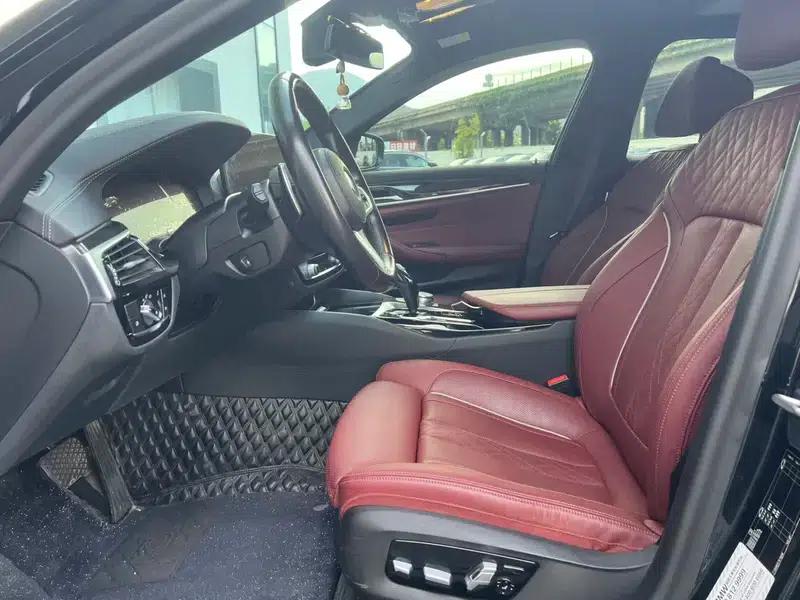2021 BMW 5 Series Facelift 530Li Luxury M Sport Package — миниатюра 9