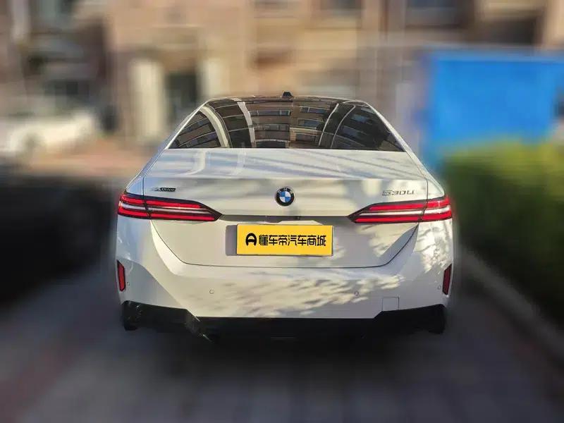2025 BMW 5 Series 530Li xDrive M Sport Package — миниатюра 5